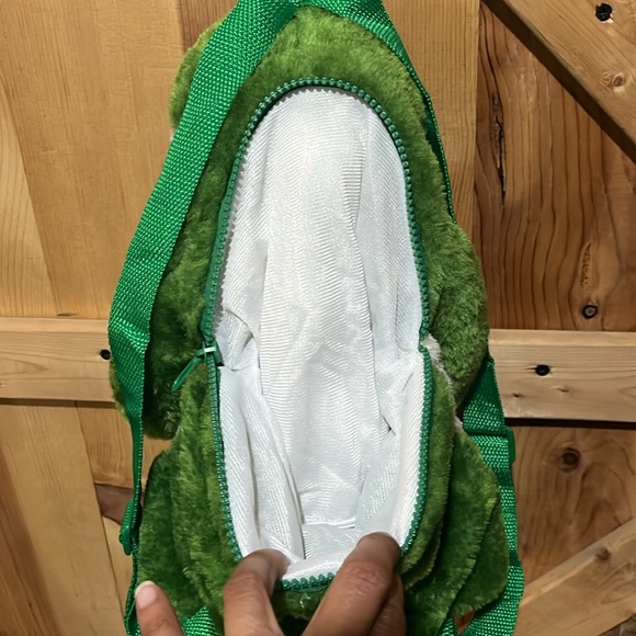 Calplush dinosaur backpack has adjustable straps in great condition - Picture 5 of 11